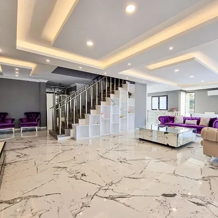 Villa Ay, Fethiye Ciftlikte, 6 Yatak Odali, 14 Kisilik , Mustakil Havuzlu Luks Kargı